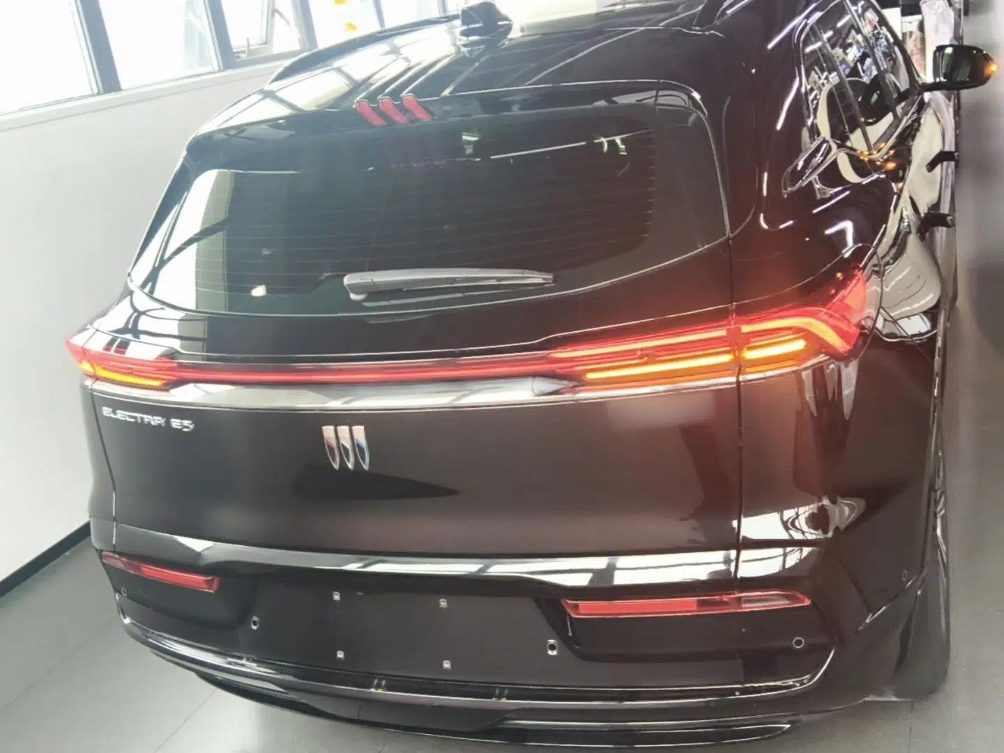Buick E5 2023 Zhenxiang Standard Range Edition — миниатюра 5