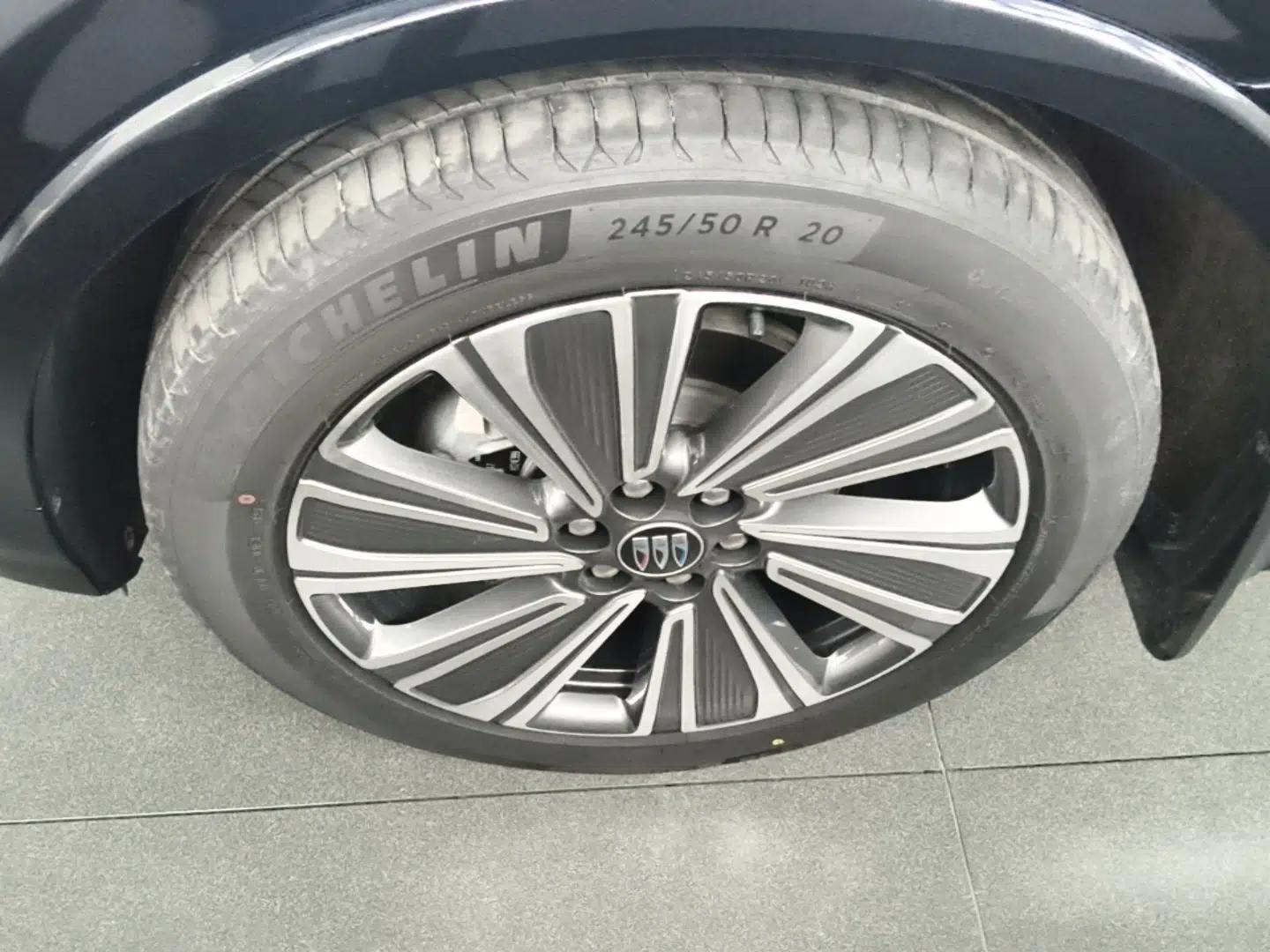Buick E5 2023 Zhenxiang Standard Range Edition — миниатюра 10