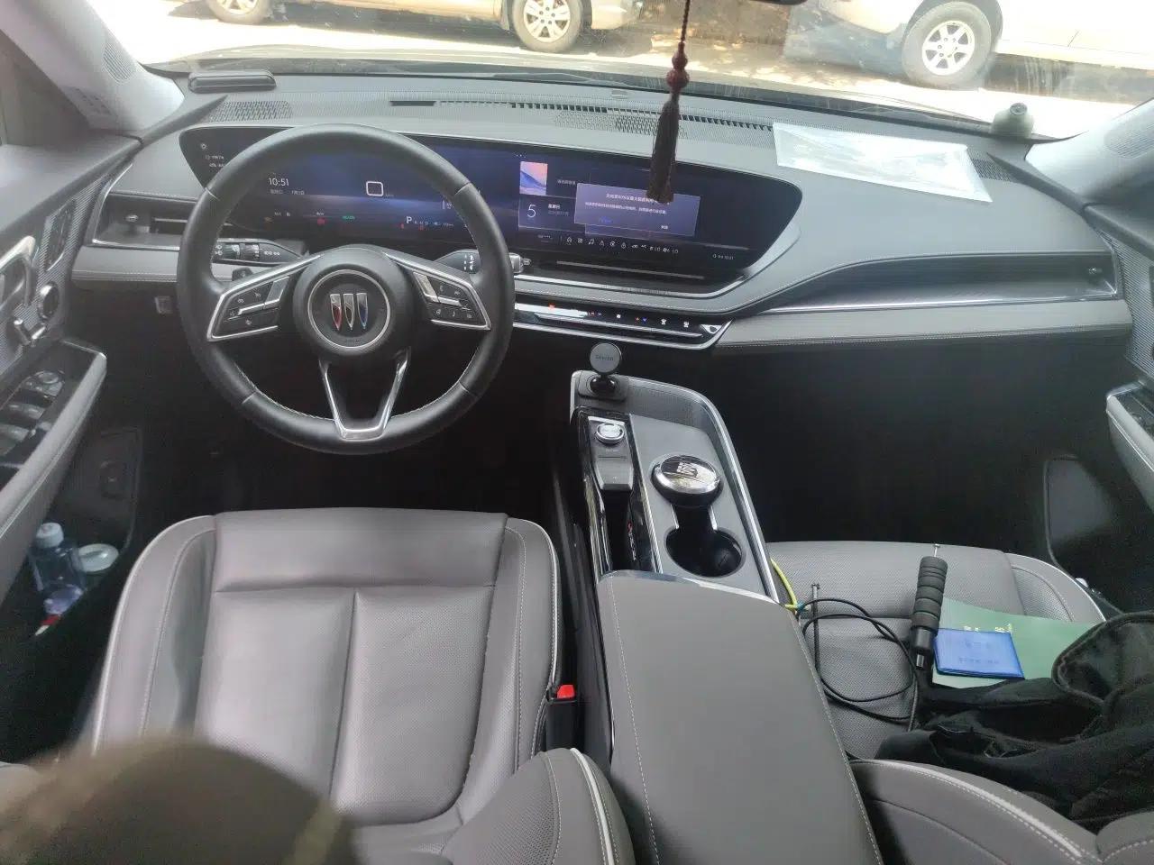 Buick E5 2023 Zhenxiang Standard Range Edition — миниатюра 18