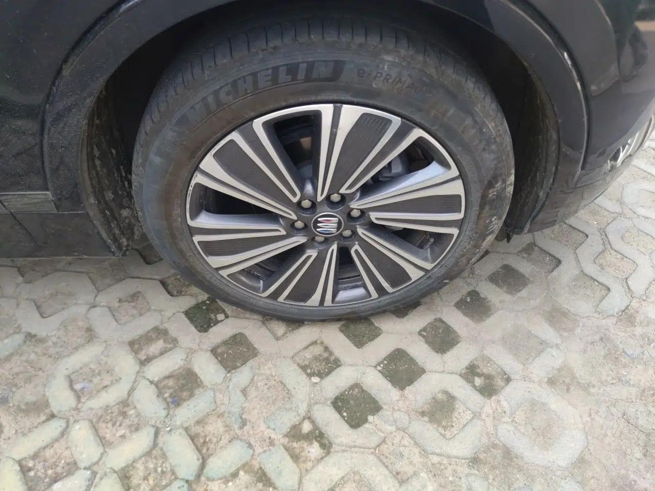 Buick E5 2023 Zhenxiang Standard Range Edition — миниатюра 8