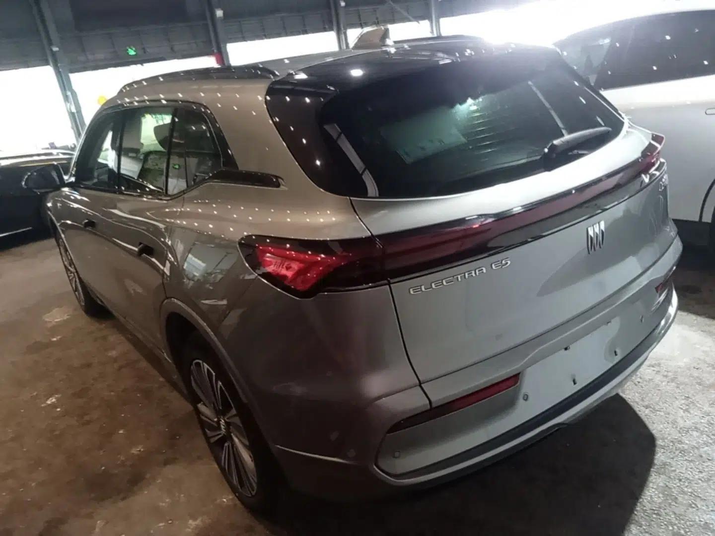 Buick E5 2023 Zhenxiang Standard Range Edition — миниатюра 4
