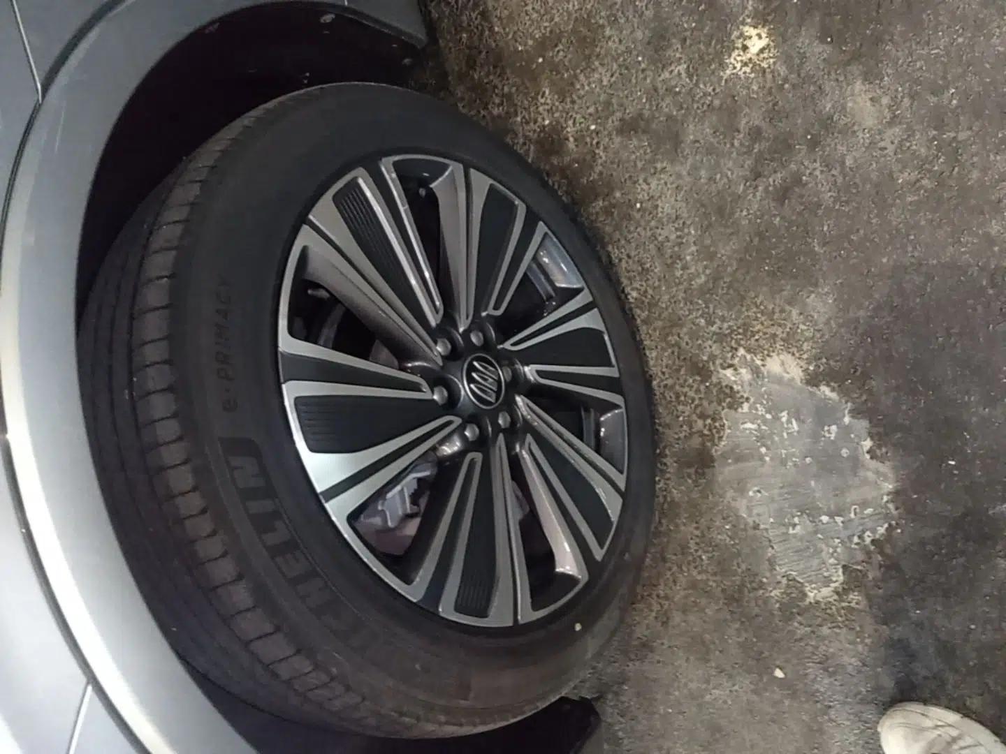 Buick E5 2023 Zhenxiang Standard Range Edition — миниатюра 10