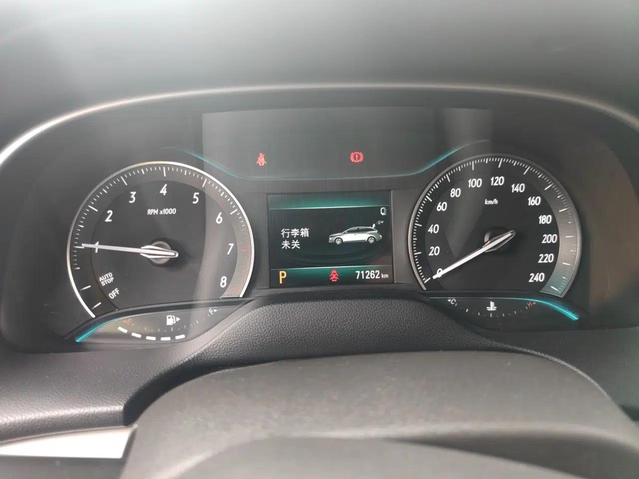 Buick Excelle GX 2018 18T Automatic Elite Model — миниатюра 11
