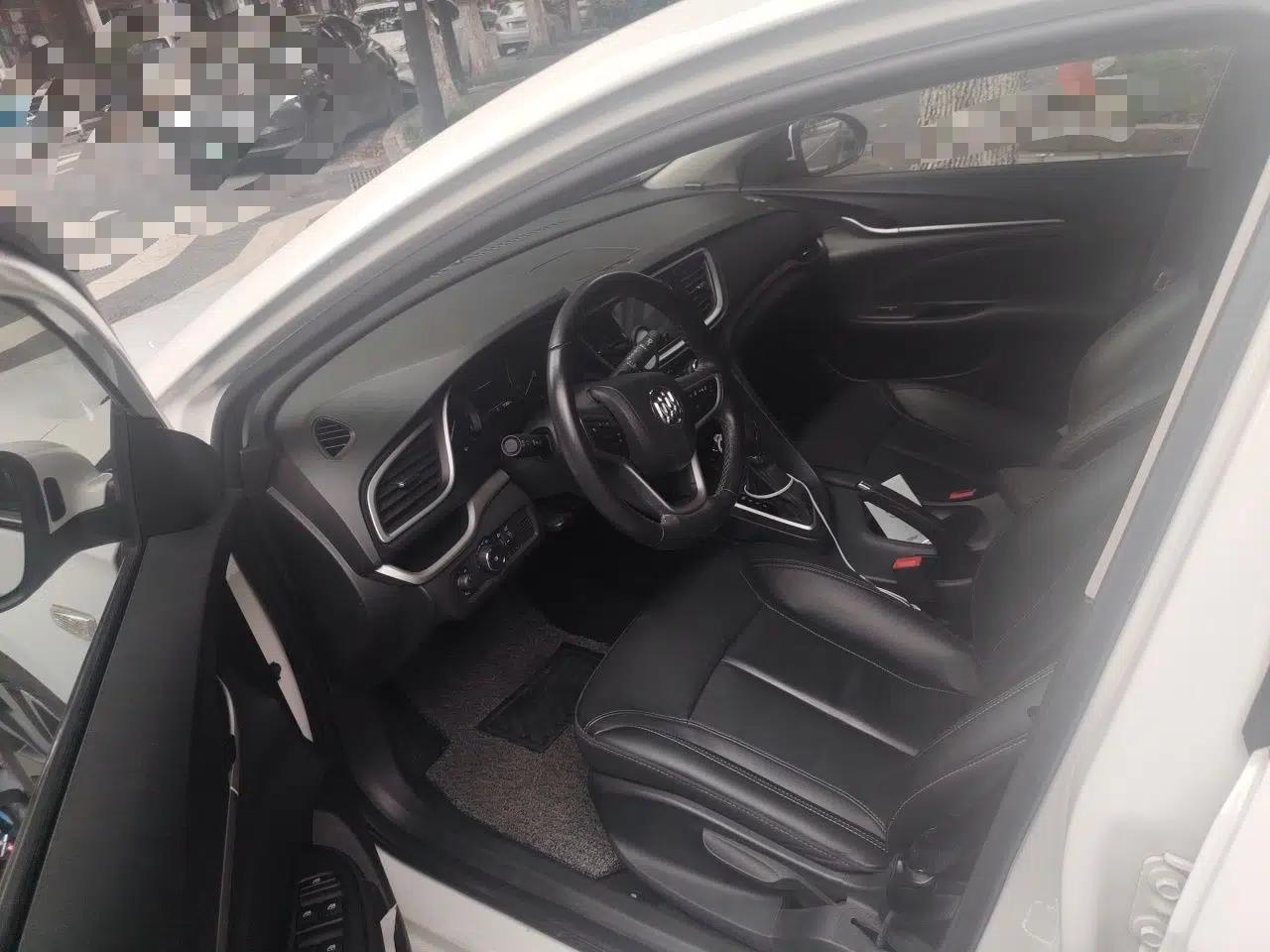 Buick Excelle GX 2018 18T Automatic Elite Model — миниатюра 16