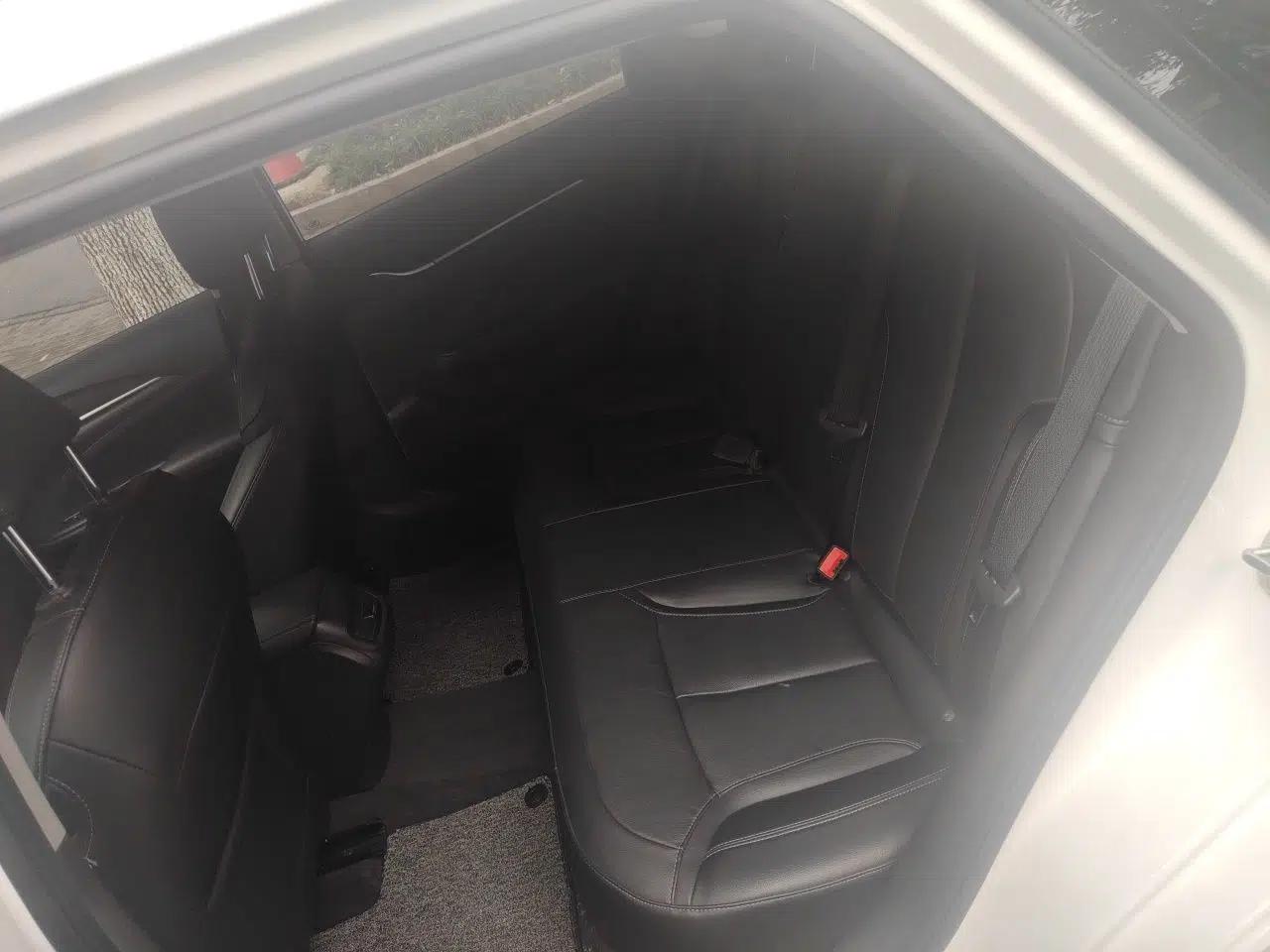 Buick Excelle GX 2018 18T Automatic Elite Model — миниатюра 17