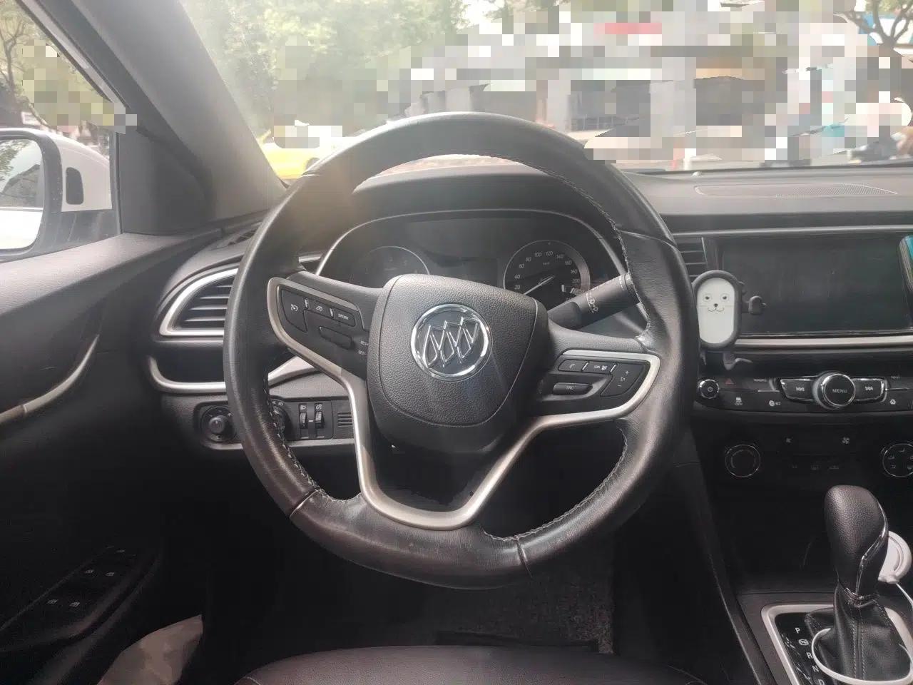 Buick Excelle GX 2018 18T Automatic Elite Model — миниатюра 10