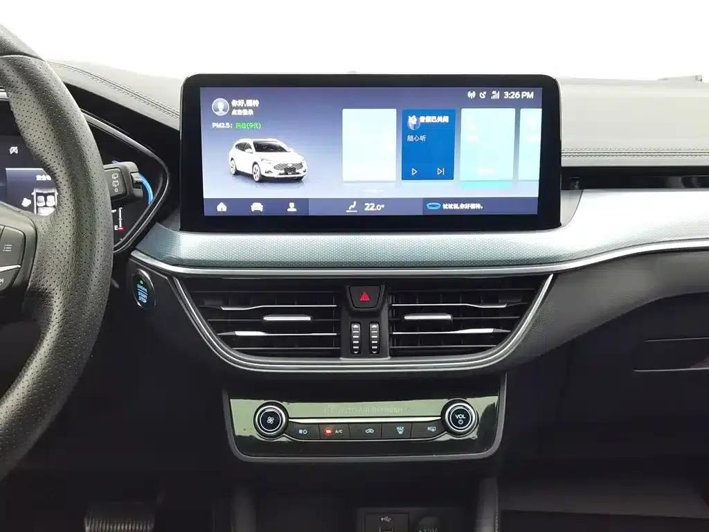 2021 Ford Focus Shooting Brake EcoBoost 180 Automatic Shooting Edition — миниатюра 12