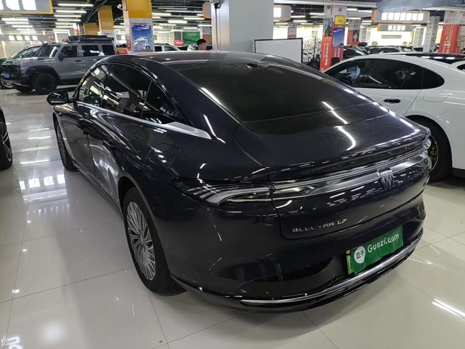 Buick L7 2025 Model Aivia — миниатюра 4