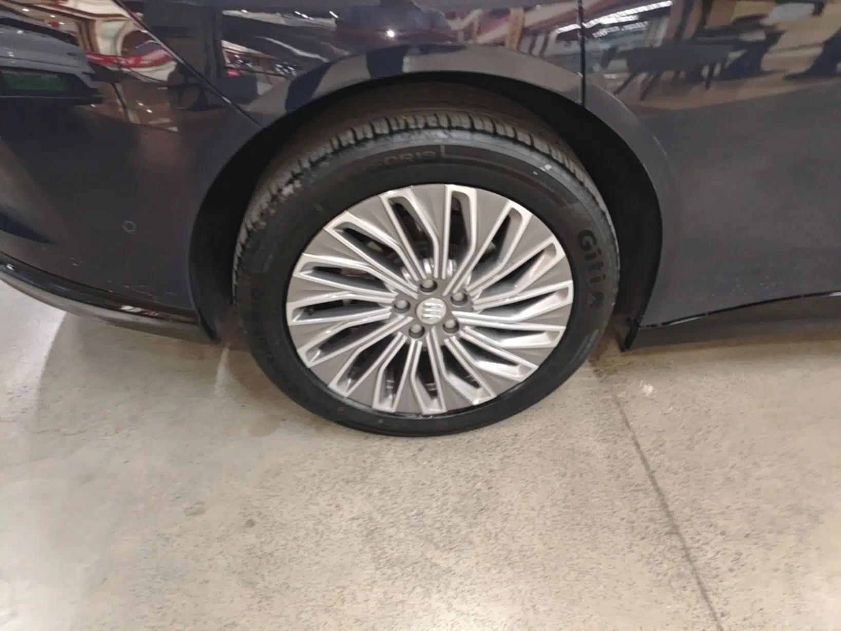 Buick L7 2025 Model Aivia — миниатюра 11