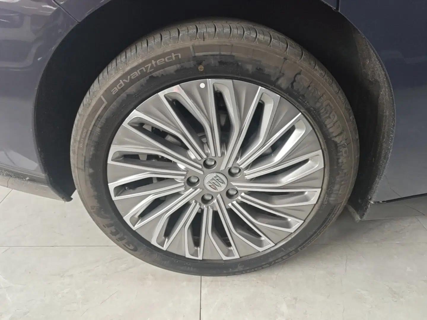 Buick L7 2025 Model Aivia — миниатюра 11