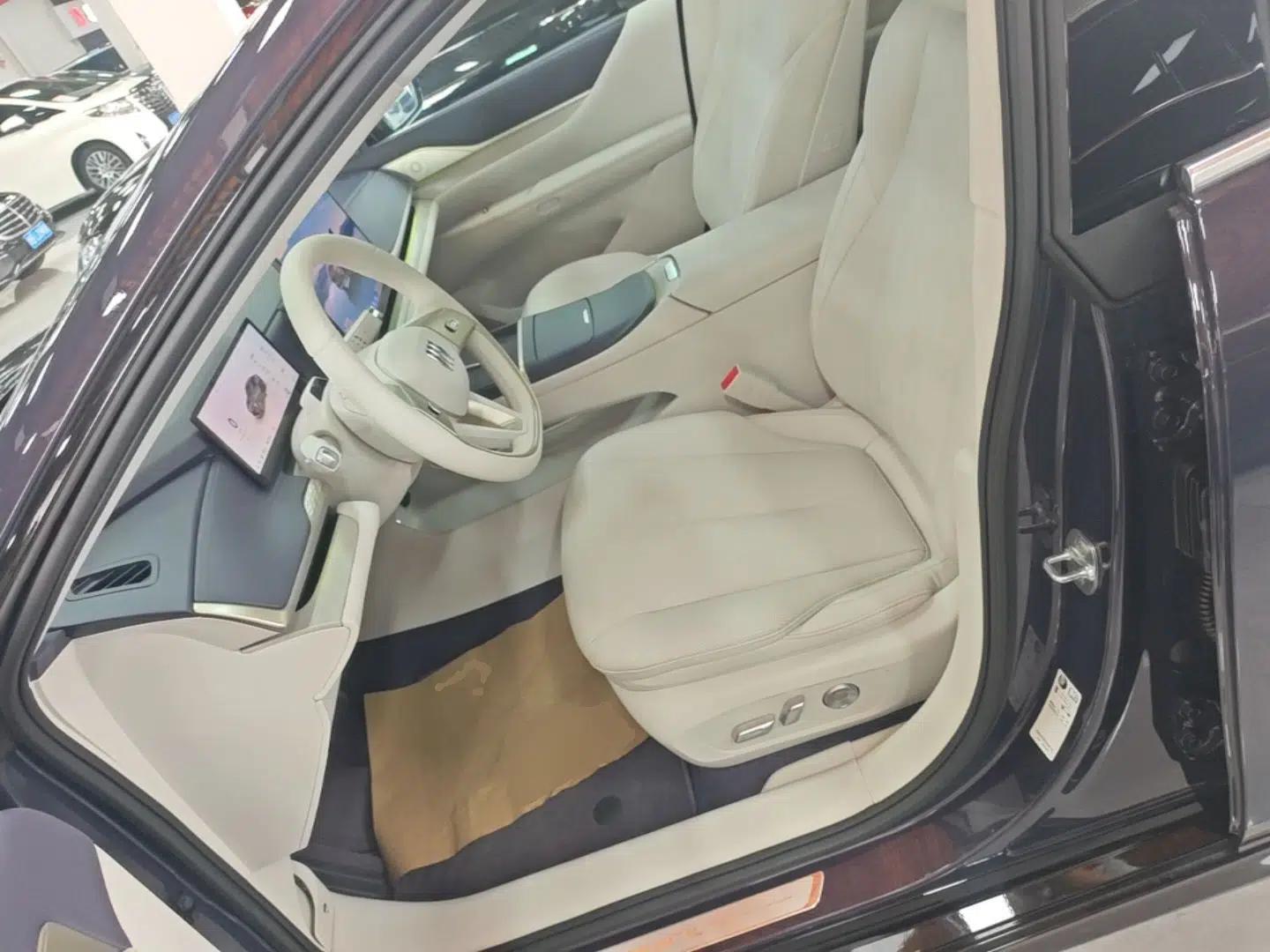 Buick L7 2025 Model Aivia — миниатюра 17