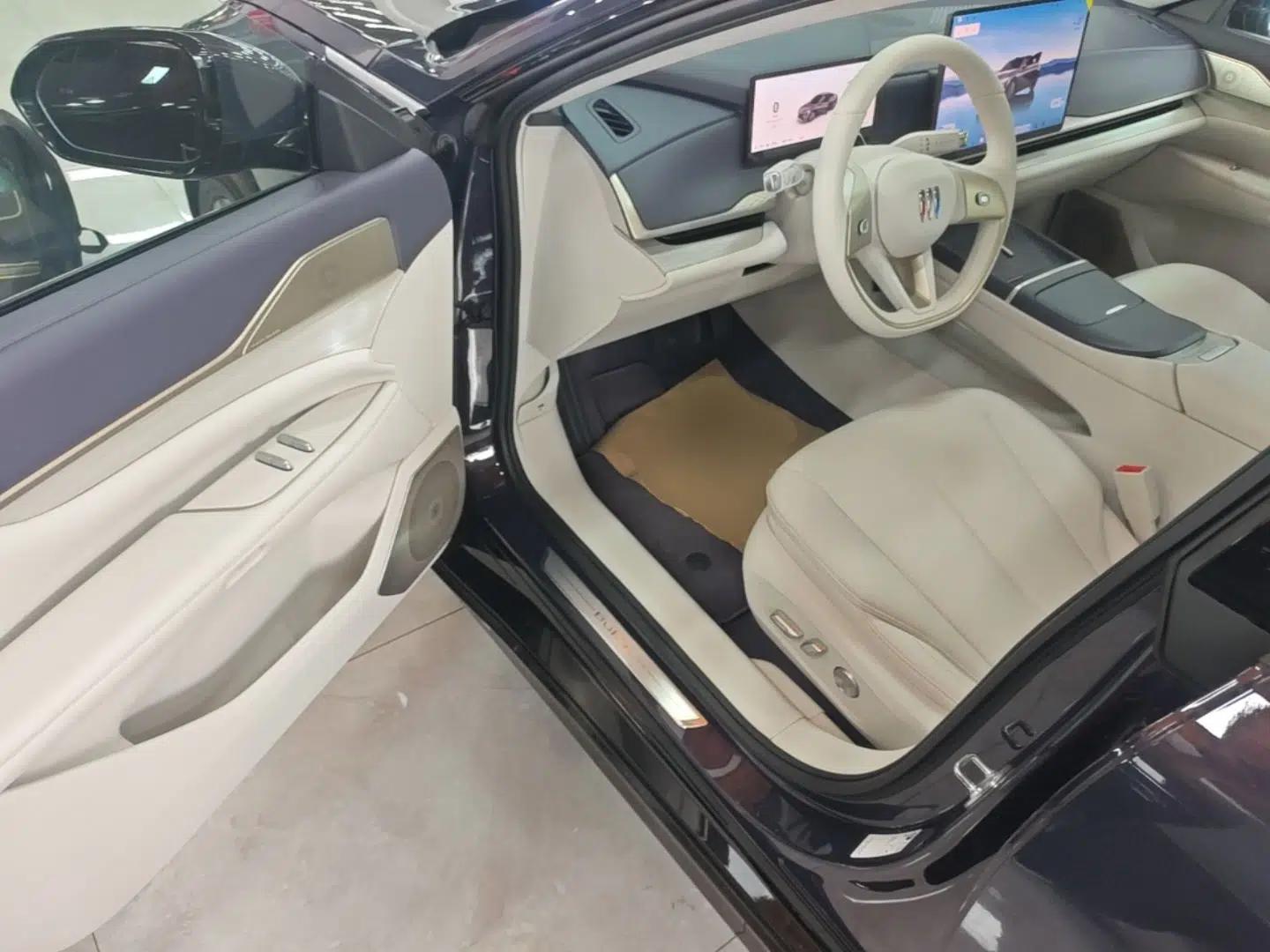 Buick L7 2025 Model Aivia — миниатюра 18