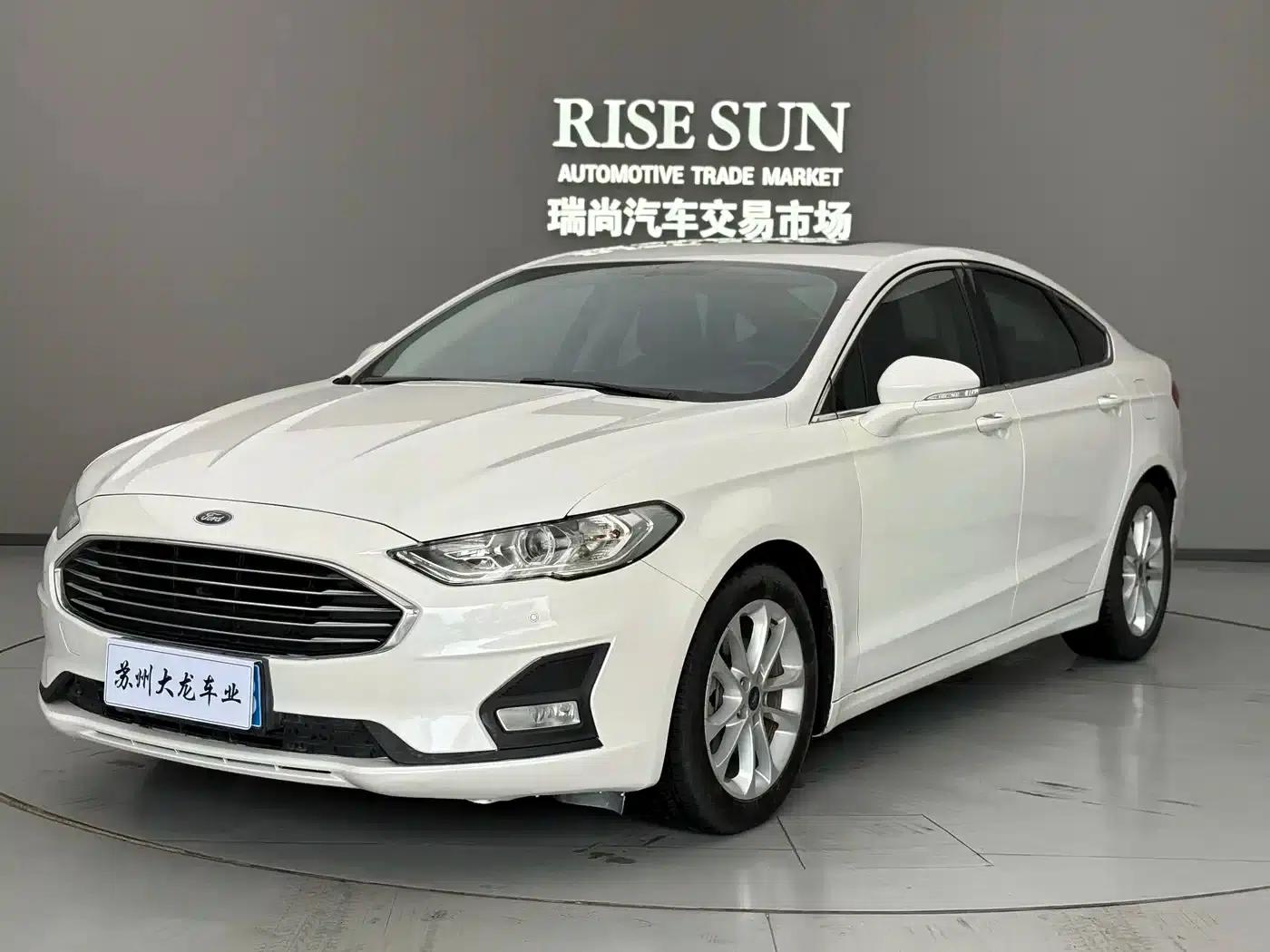 2018 Ford Mondeo EcoBoost 200 Intelligent Fashion Edition (China VI Emission Standard) — миниатюра 1