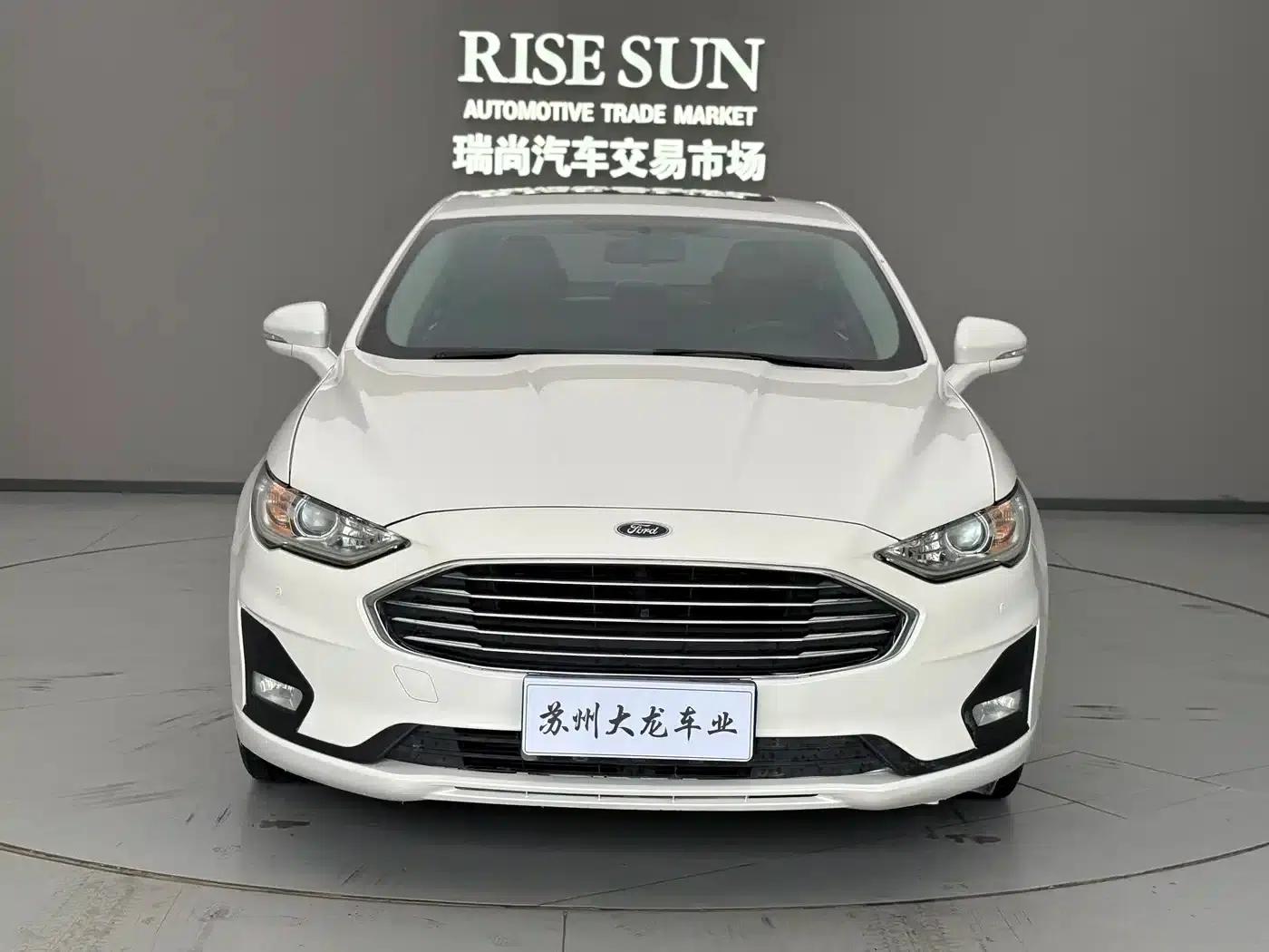 2018 Ford Mondeo EcoBoost 200 Intelligent Fashion Edition (China VI Emission Standard) — миниатюра 2
