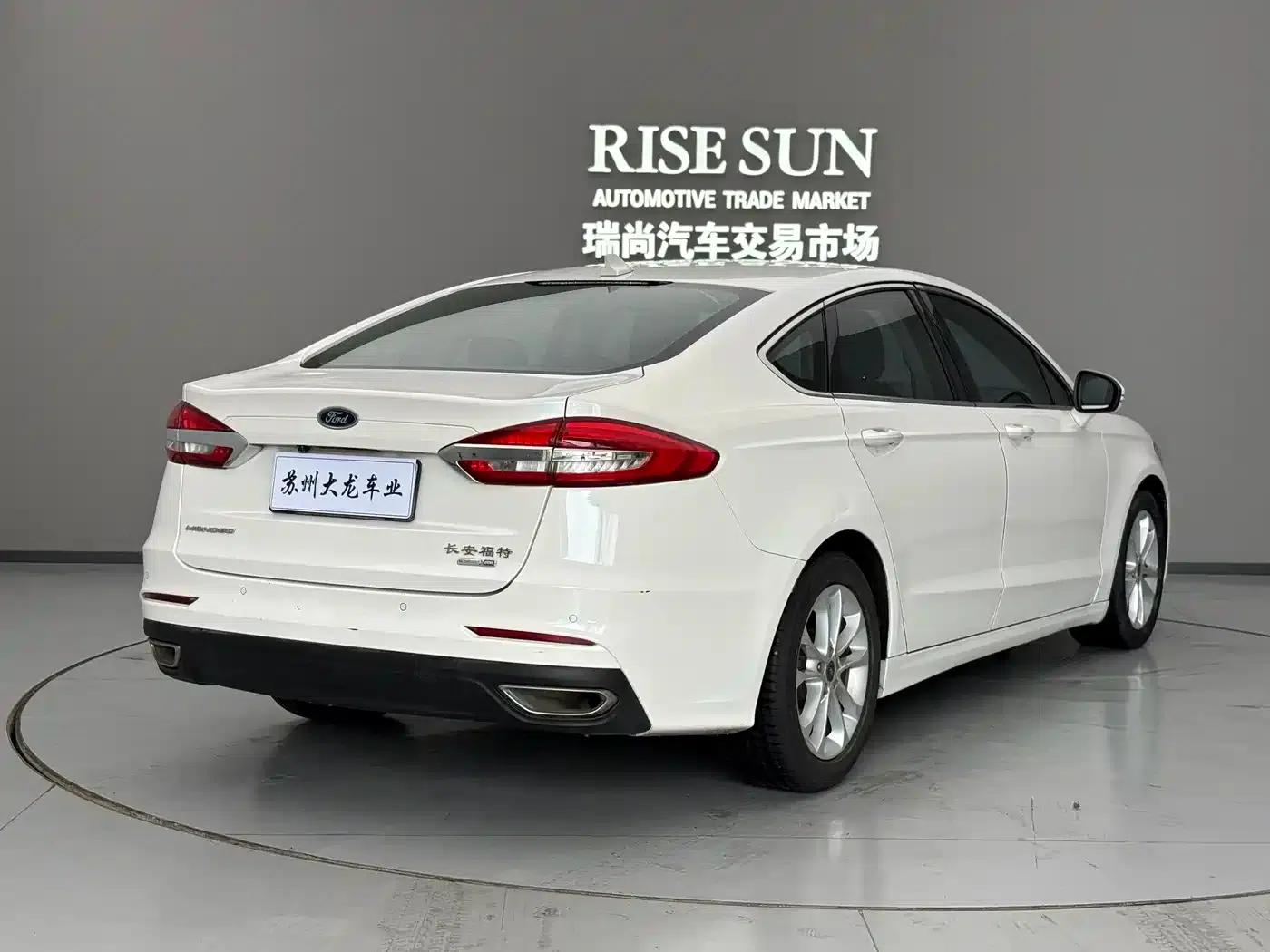 2018 Ford Mondeo EcoBoost 200 Intelligent Fashion Edition (China VI Emission Standard) — миниатюра 9