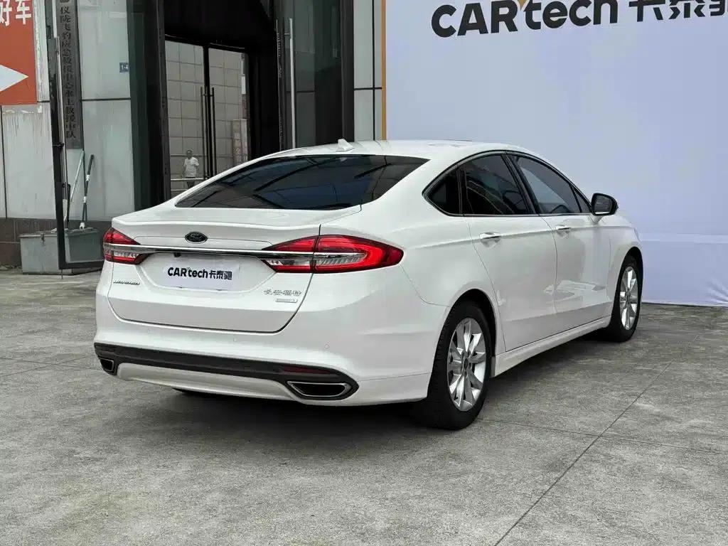 2017 Ford Mondeo EcoBoost 180 Fashion Edition — миниатюра 12