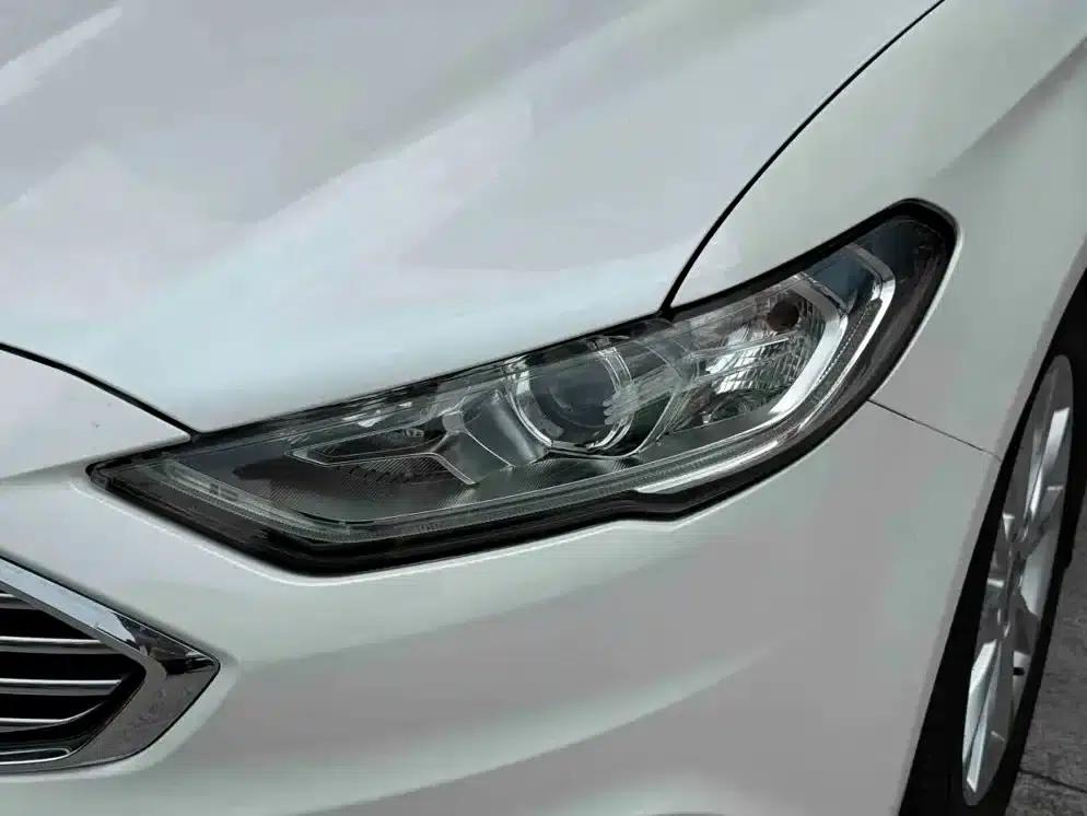 2017 Ford Mondeo EcoBoost 180 Fashion Edition — миниатюра 16