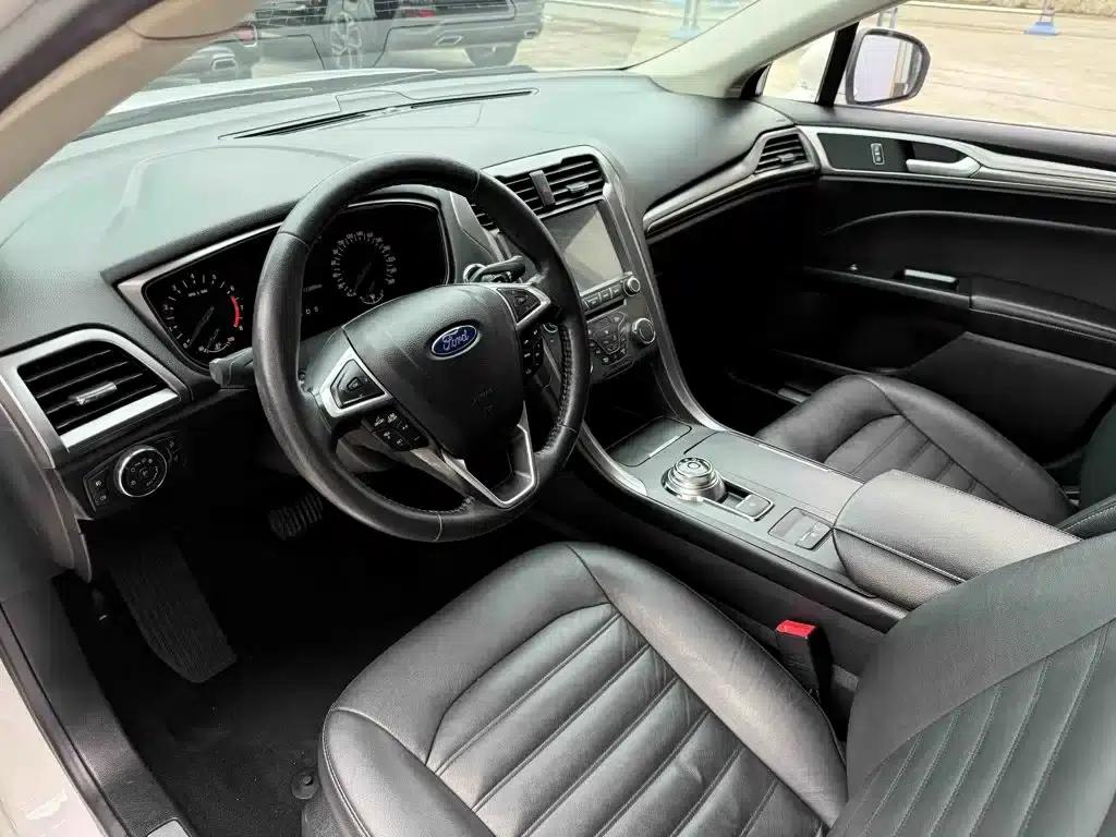2017 Ford Mondeo EcoBoost 180 Fashion Edition — миниатюра 5