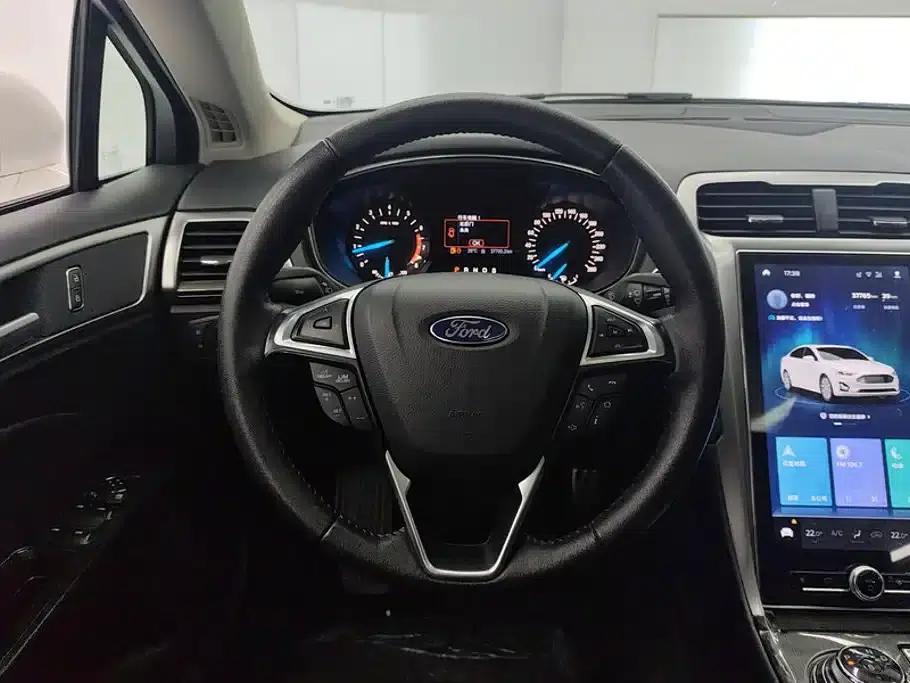 2020 Ford Mondeo EcoBoost 200 Fashion Edition — миниатюра 15