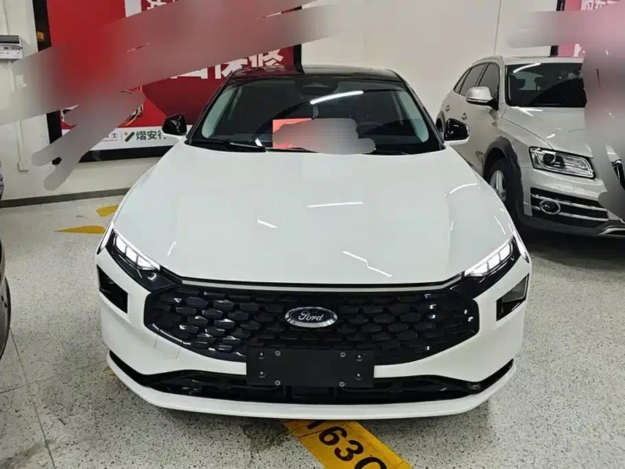 2023 Ford Mondeo EcoBoost 245 Luxury — миниатюра 2