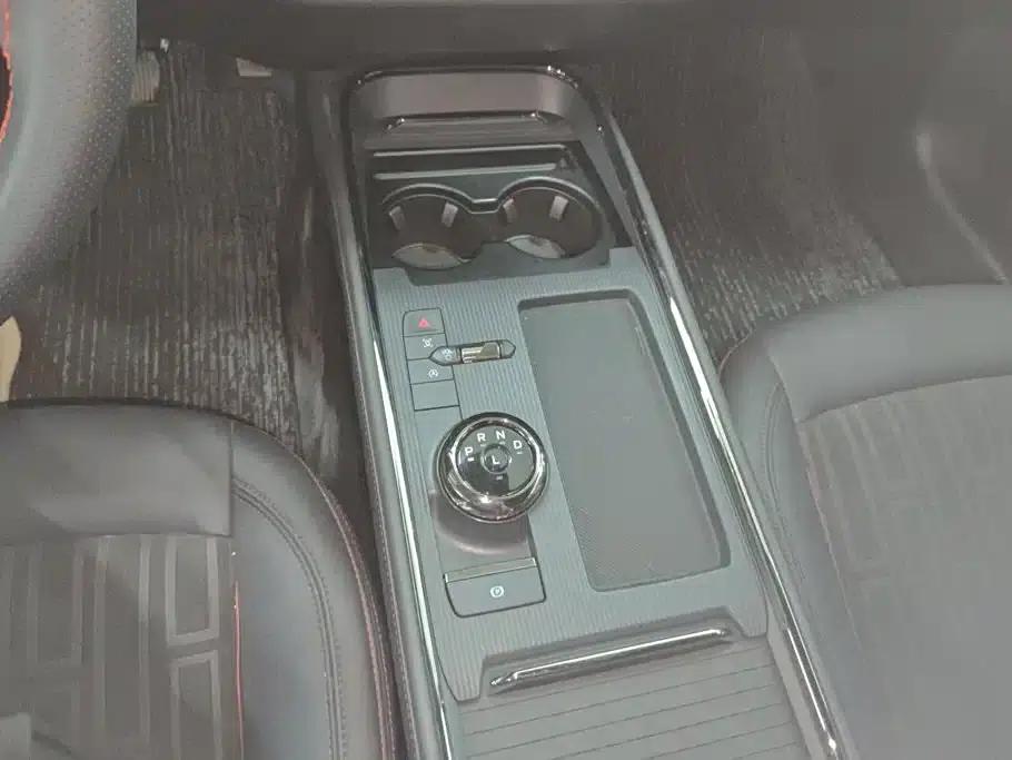 2023 Ford Mondeo EcoBoost 245 Luxury — миниатюра 16