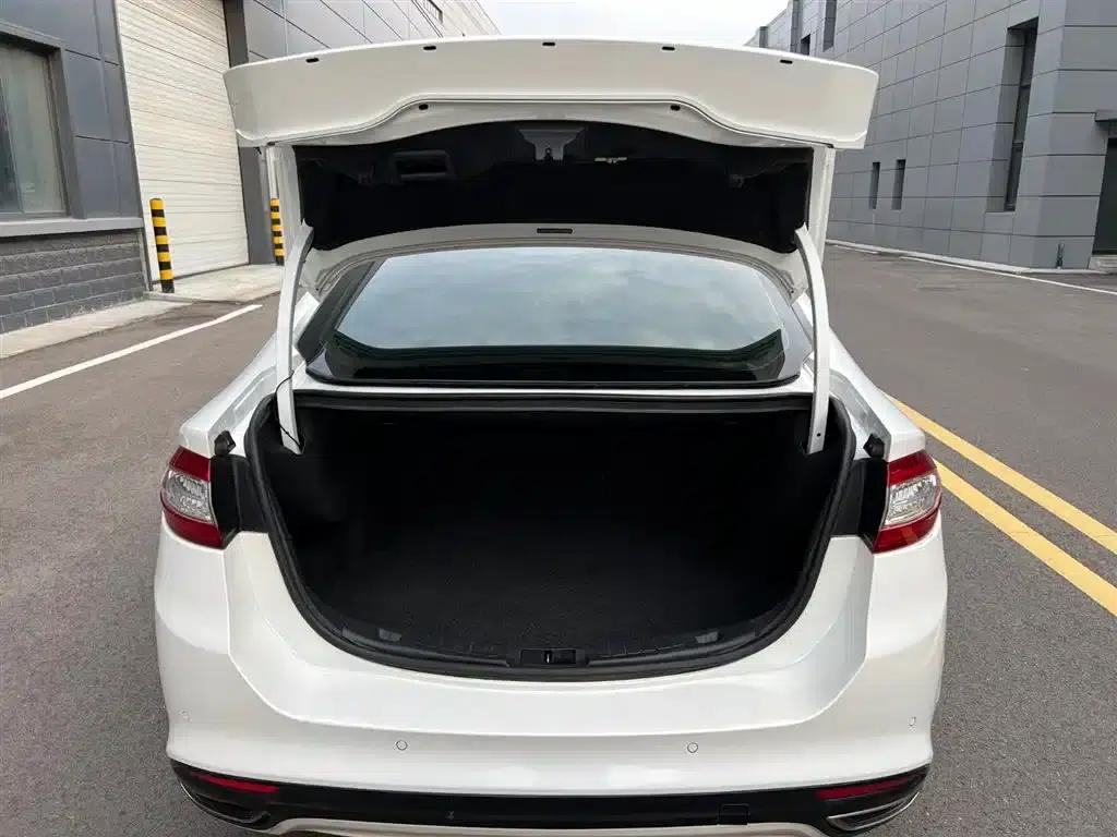 2013 Ford Mondeo 2.0L GTDi200 Fashion Edition — миниатюра 16
