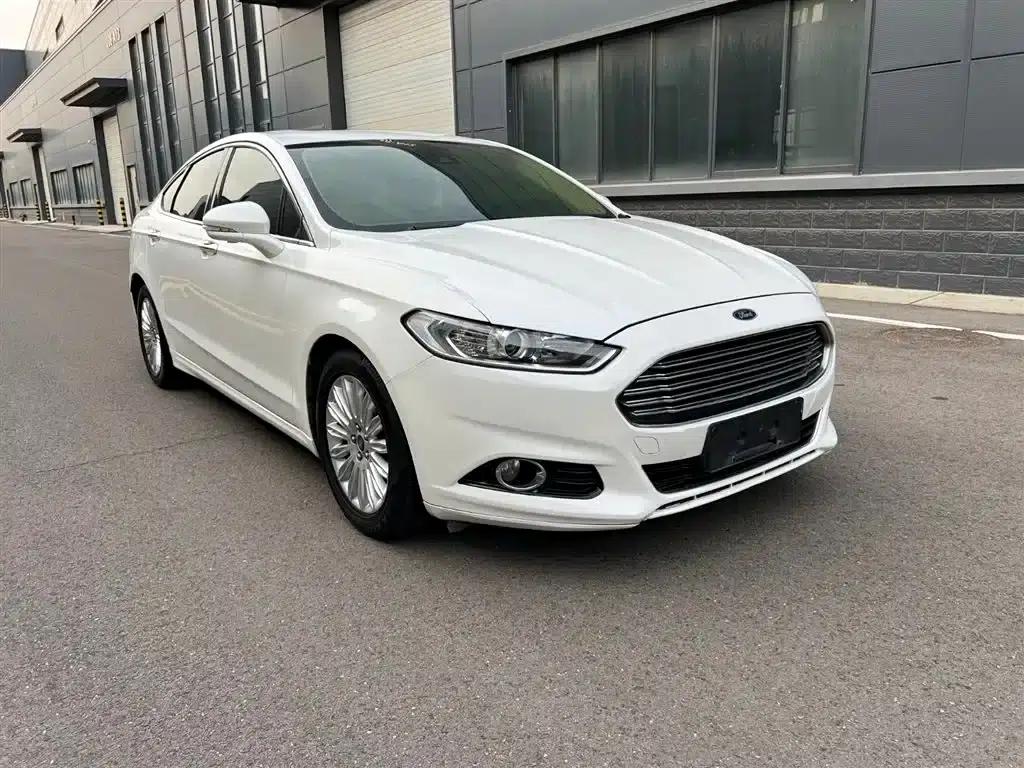 2013 Ford Mondeo 2.0L GTDi200 Fashion Edition — миниатюра 3