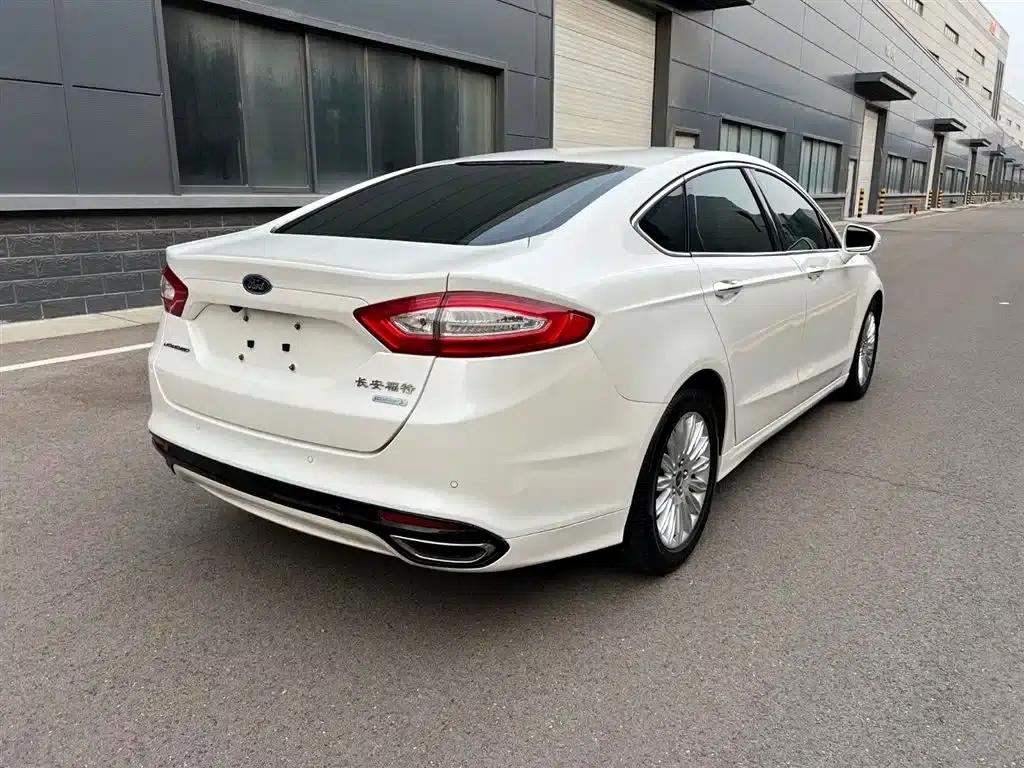 2013 Ford Mondeo 2.0L GTDi200 Fashion Edition — миниатюра 4