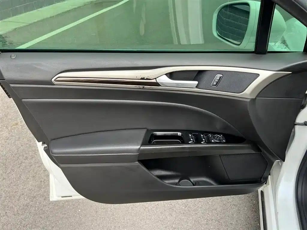 2013 Ford Mondeo 2.0L GTDi200 Fashion Edition — миниатюра 9