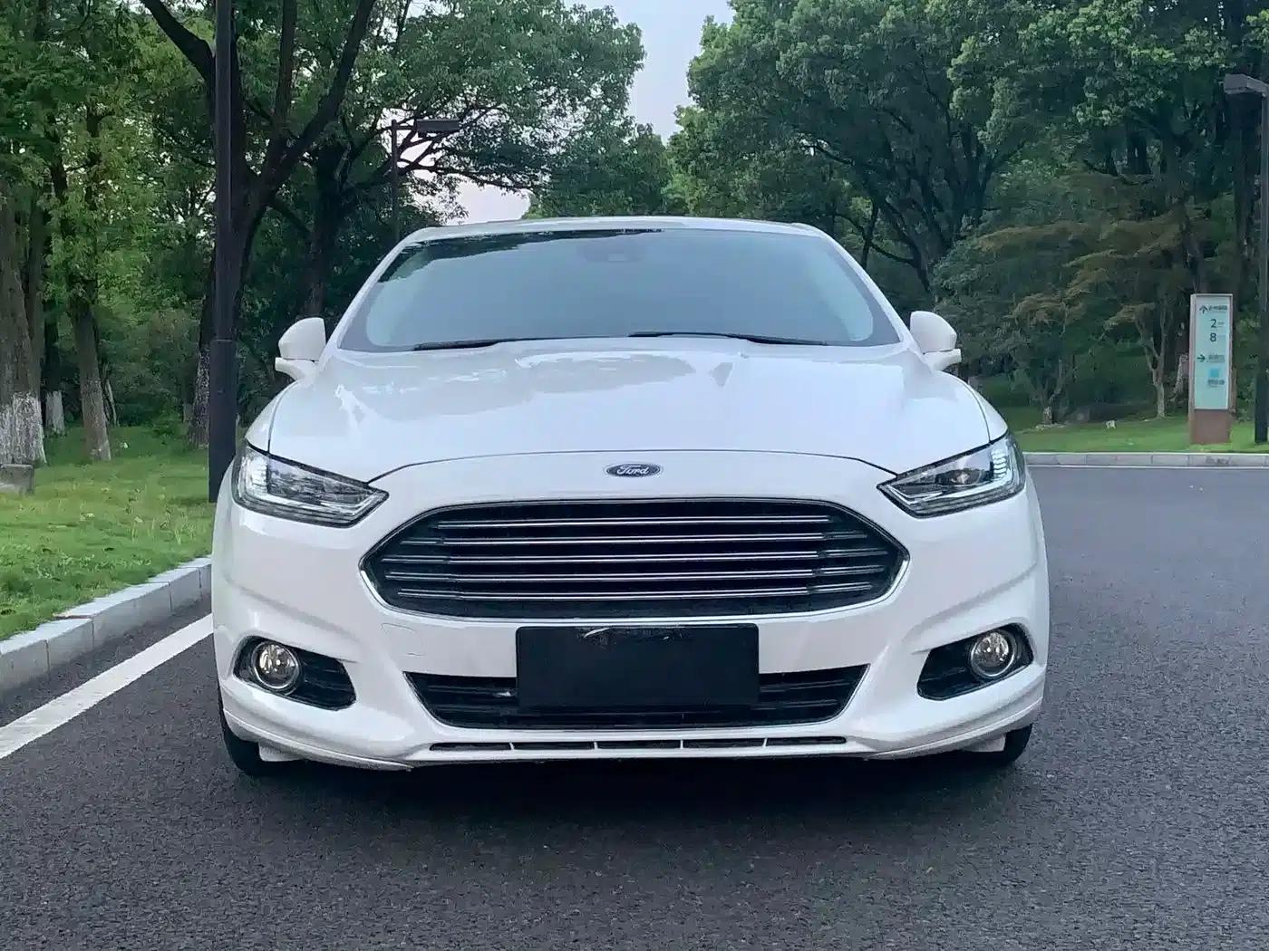 2013 Ford Mondeo 2.0L GTDi200 Luxury — миниатюра 2