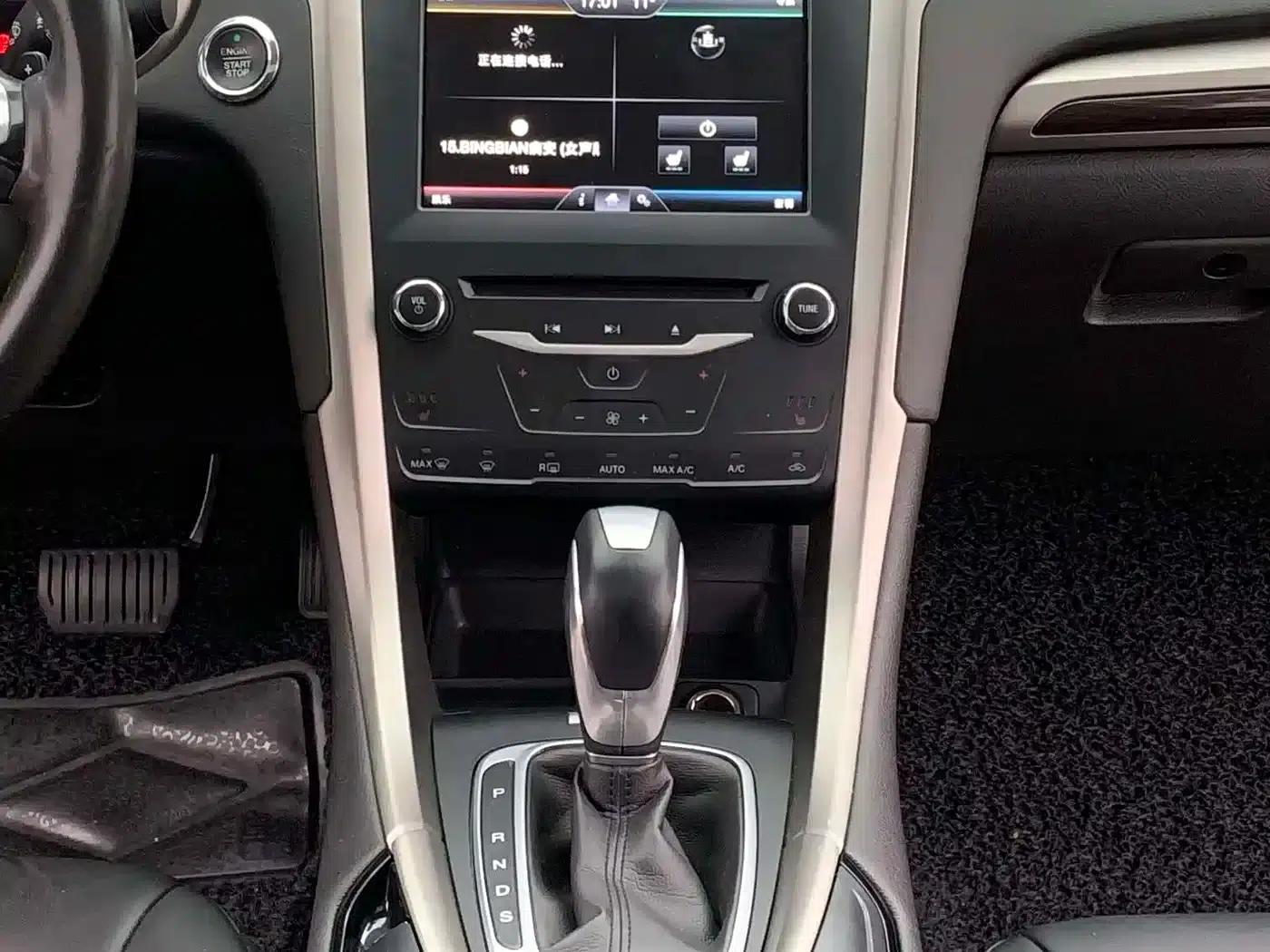 2013 Ford Mondeo 2.0L GTDi200 Luxury — миниатюра 10