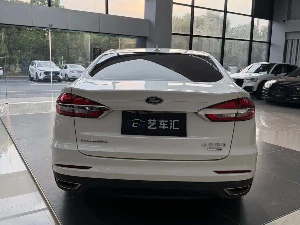 2020 Ford Mondeo EcoBoost 180 Fashion Edition — миниатюра 6