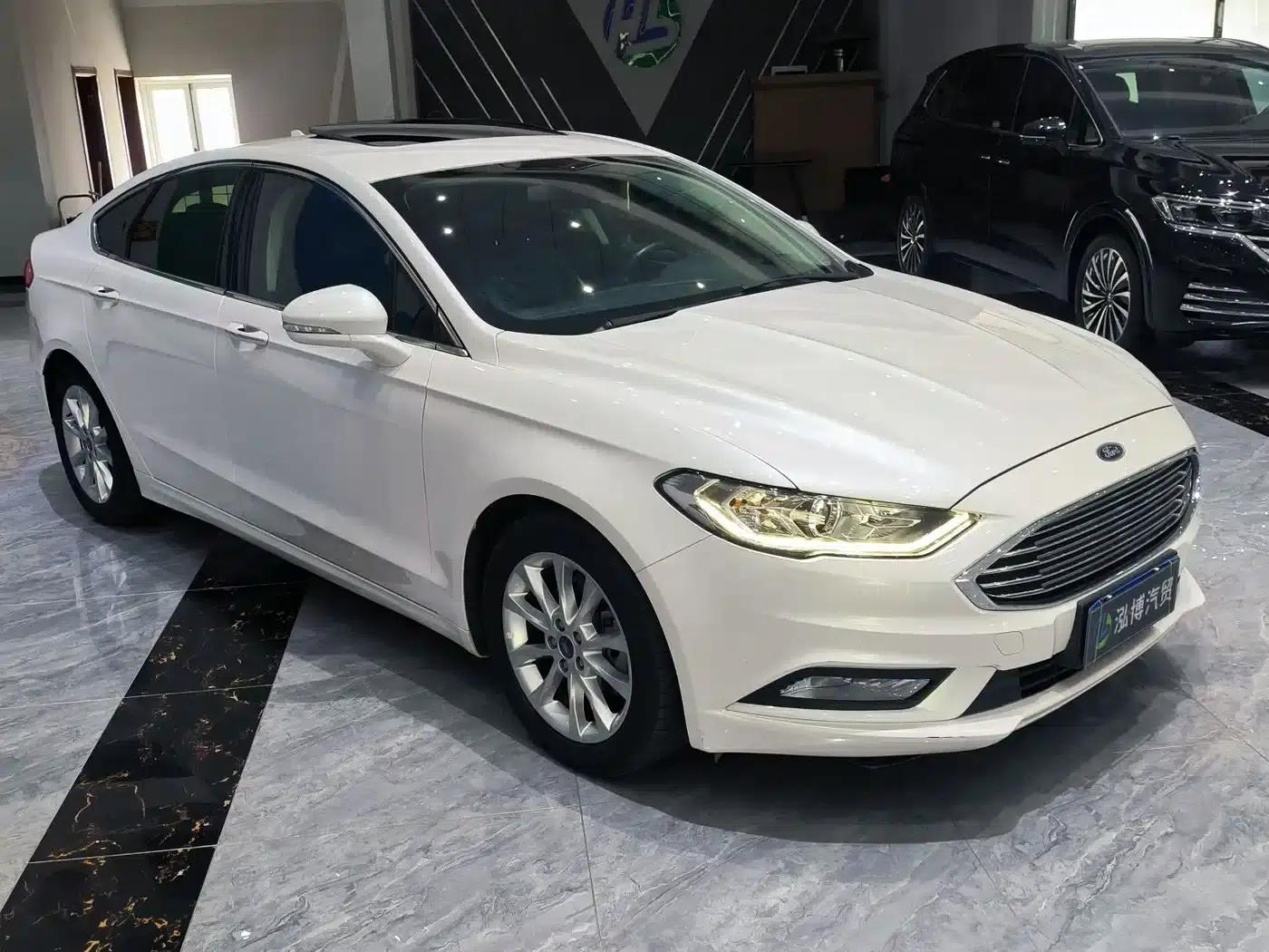 2017 Ford Mondeo EcoBoost 200 Fashion Edition — миниатюра 3