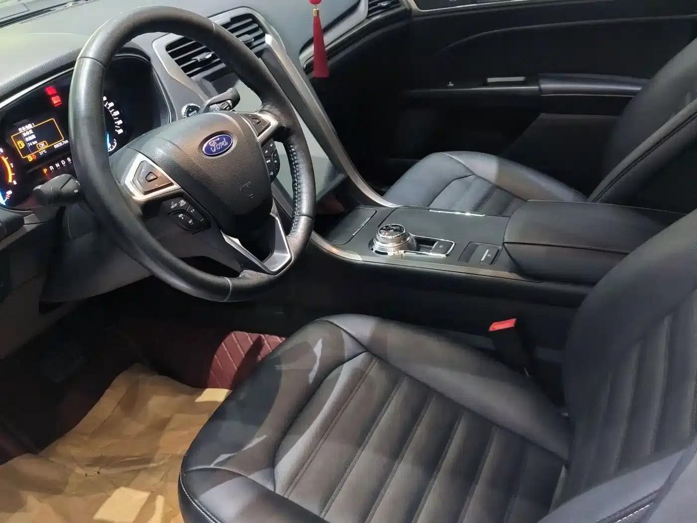 2017 Ford Mondeo EcoBoost 200 Fashion Edition — миниатюра 4