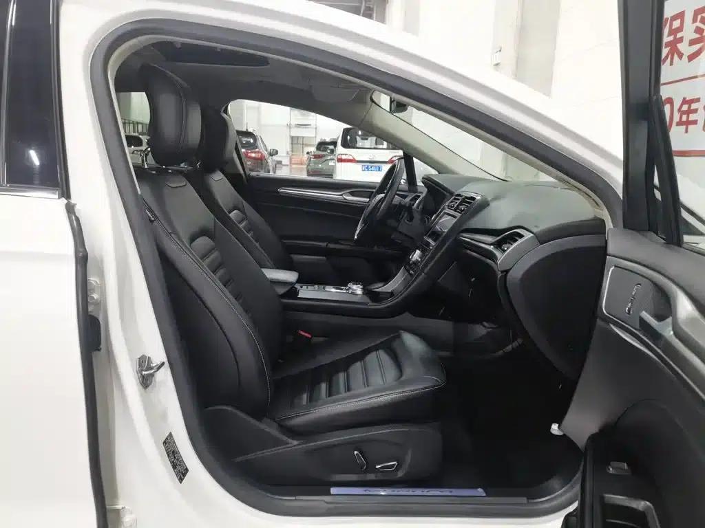 2017 Ford Mondeo EcoBoost 180 Fashion Edition — миниатюра 23