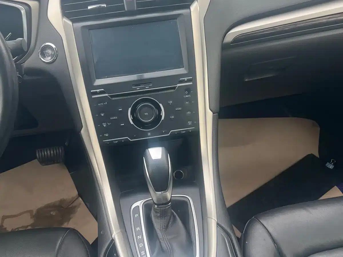 2013 Ford Mondeo 2.0L GTDi200 Fashion Edition — миниатюра 12