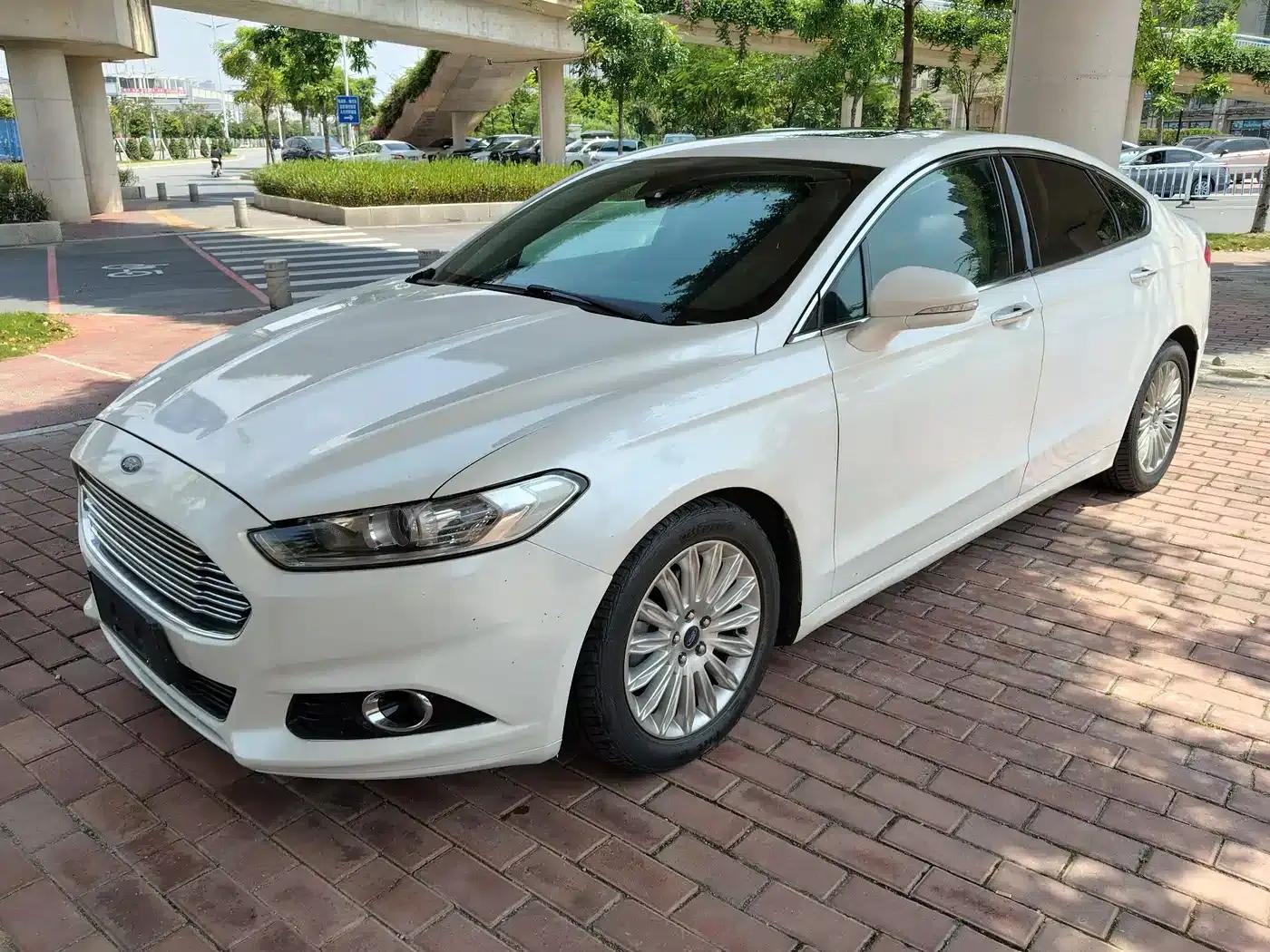 2013 Ford Mondeo 2.0L GTDi200 Fashion Edition — миниатюра 1