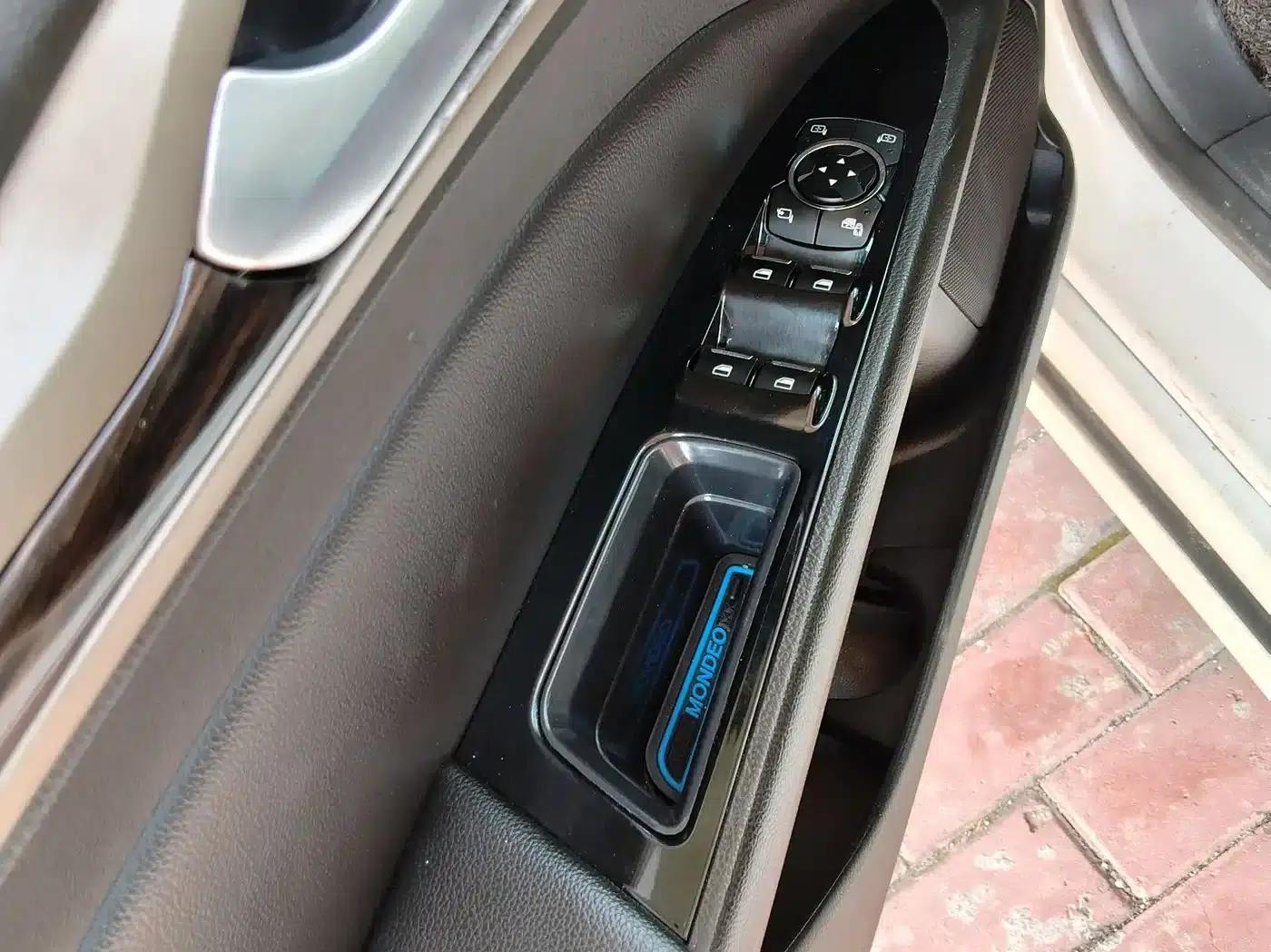 2013 Ford Mondeo 2.0L GTDi200 Fashion Edition — миниатюра 12