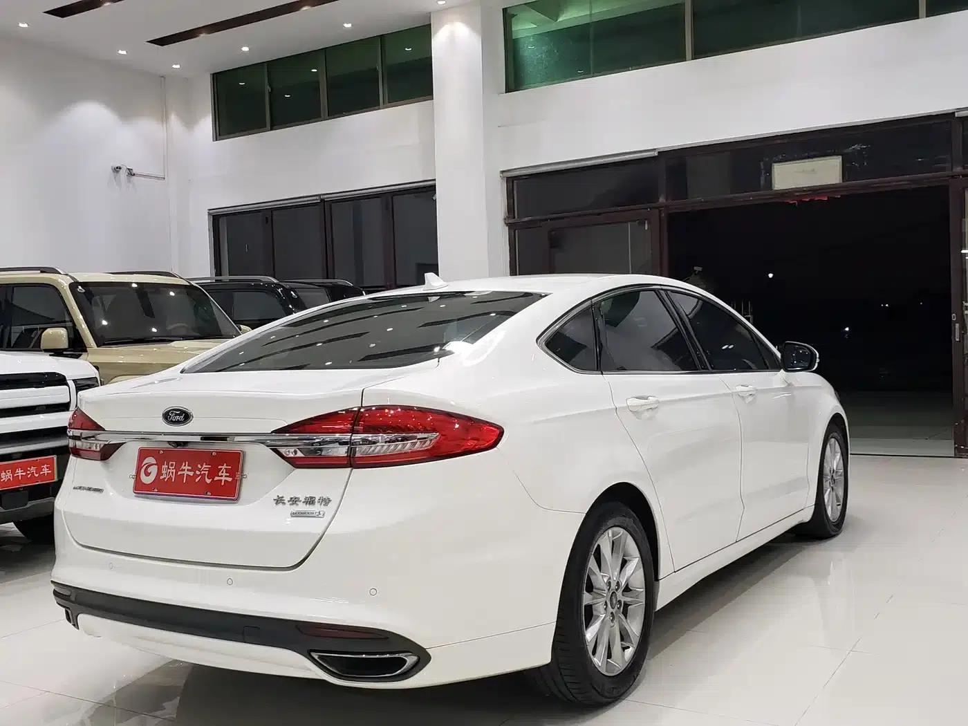 2018 Ford Mondeo EcoBoost 180 Fashion Edition — миниатюра 11