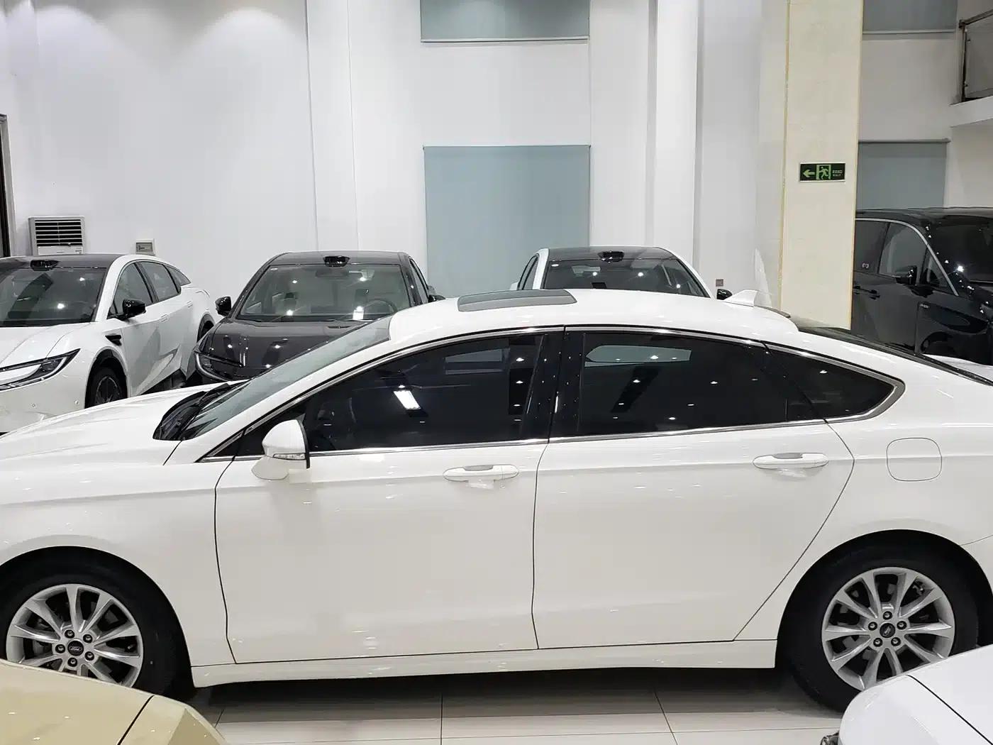 2018 Ford Mondeo EcoBoost 180 Fashion Edition — миниатюра 13