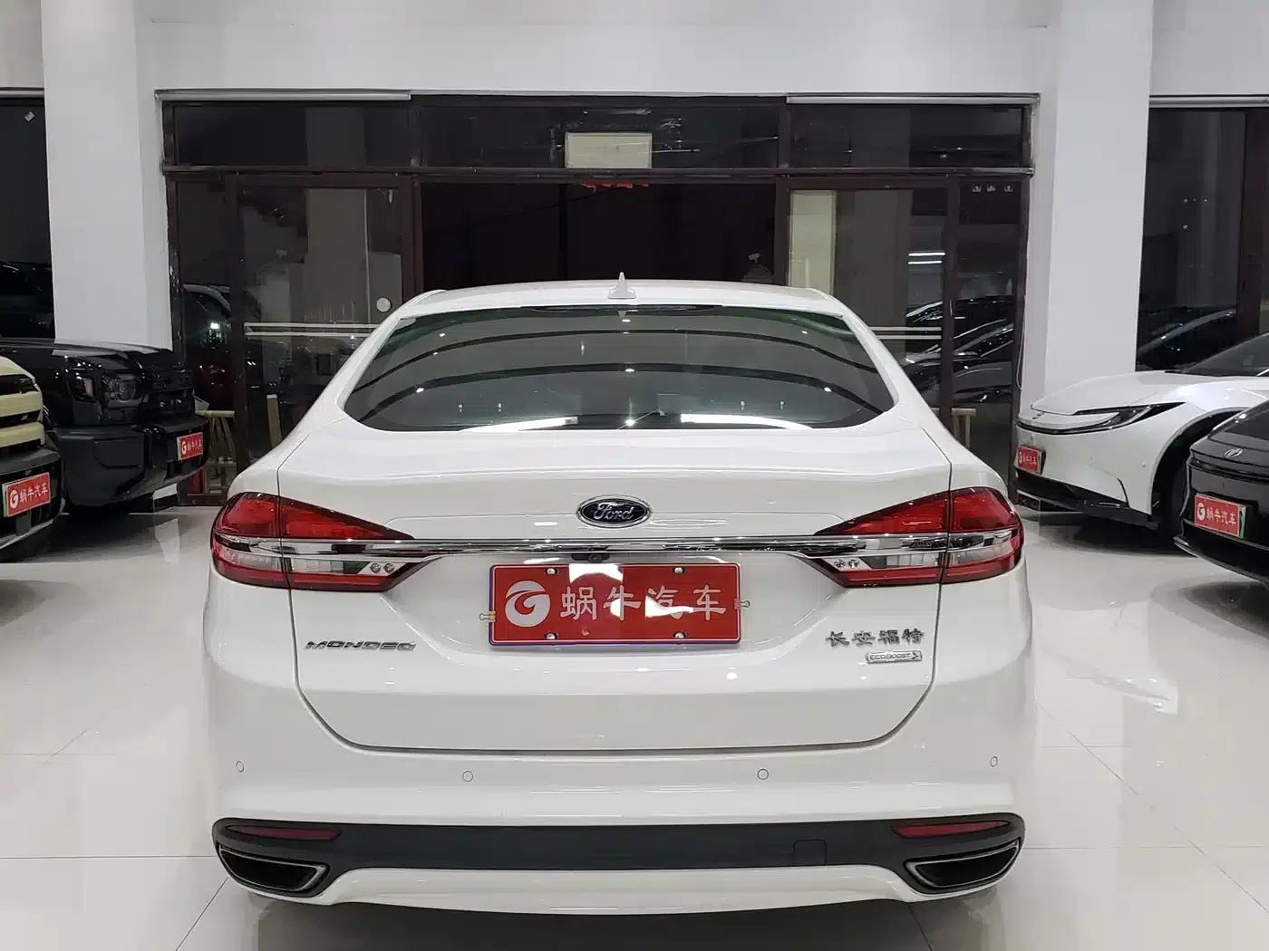 2018 Ford Mondeo EcoBoost 180 Fashion Edition — миниатюра 10