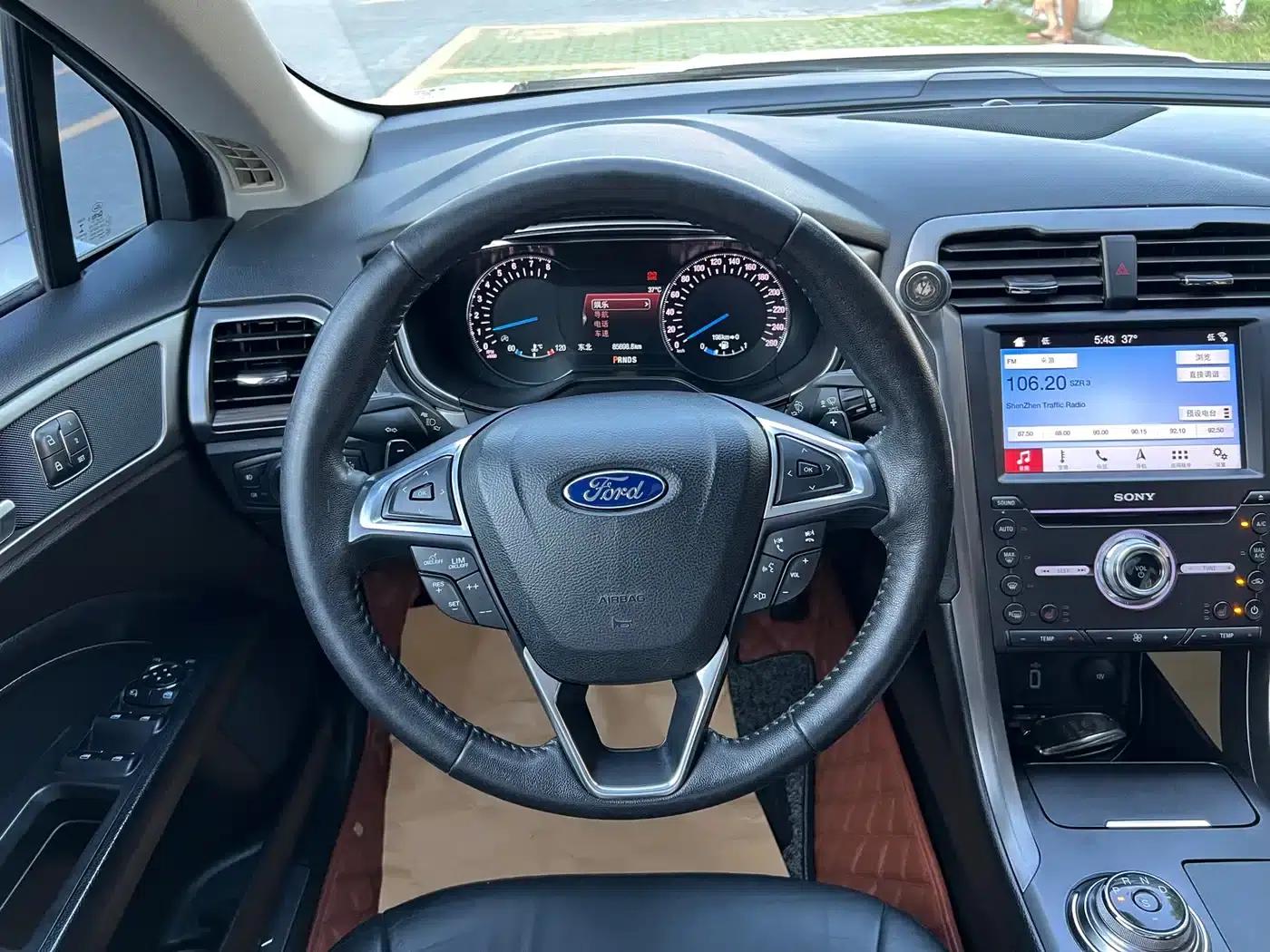 2017 Ford Mondeo EcoBoost 180 Supreme Edition — миниатюра 15