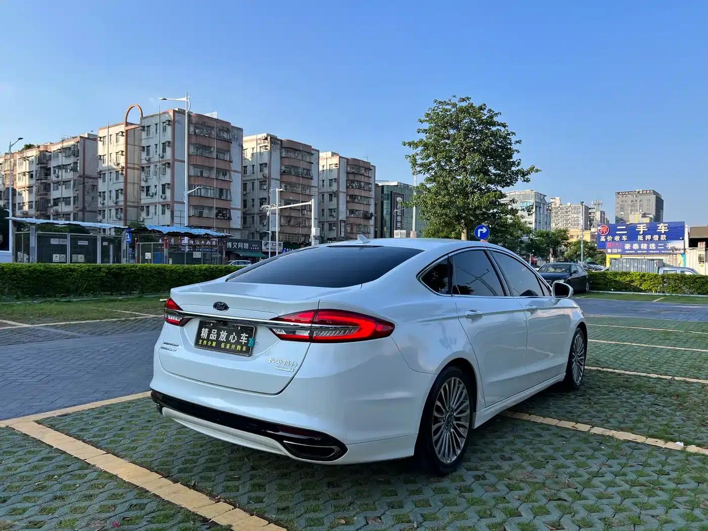 2017 Ford Mondeo EcoBoost 180 Supreme Edition — миниатюра 6