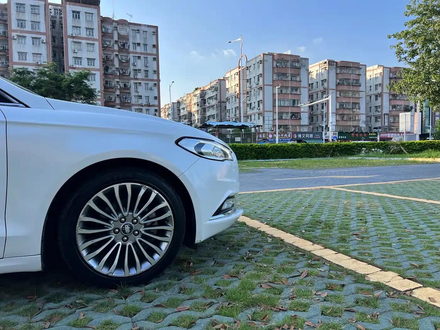 2017 Ford Mondeo EcoBoost 180 Supreme Edition — миниатюра 7