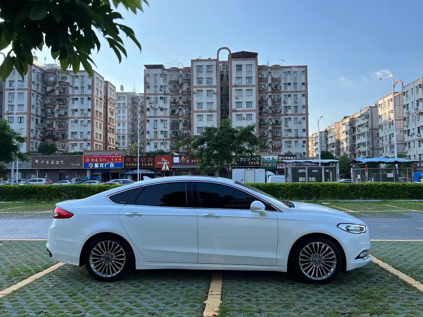 2017 Ford Mondeo EcoBoost 180 Supreme Edition — миниатюра 8