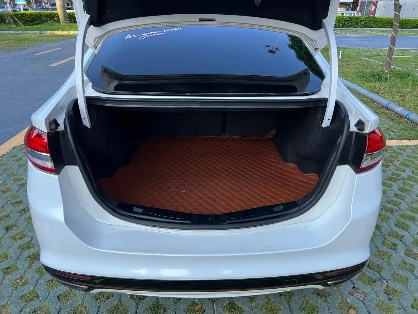 2017 Ford Mondeo EcoBoost 180 Supreme Edition — миниатюра 9