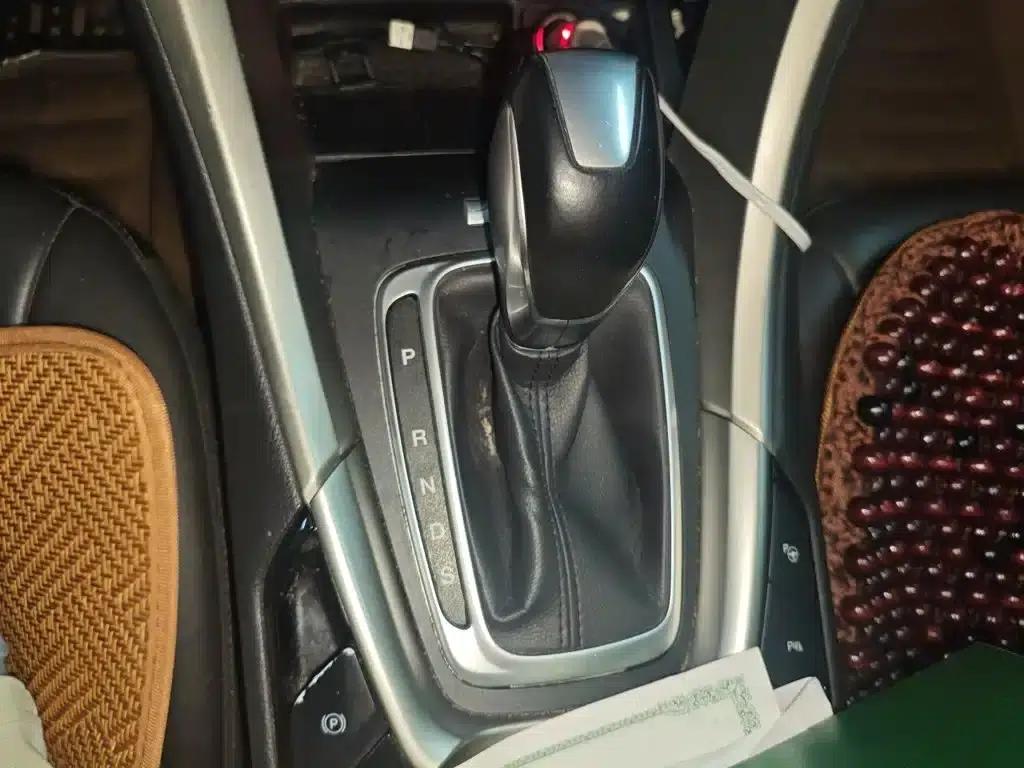 2013 Ford Mondeo 2.0L GTDi200 Luxury — миниатюра 11