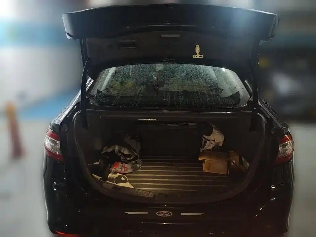 2013 Ford Mondeo 2.0L GTDi200 Luxury — миниатюра 16
