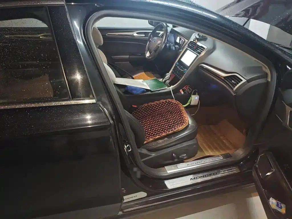 2013 Ford Mondeo 2.0L GTDi200 Luxury — миниатюра 22