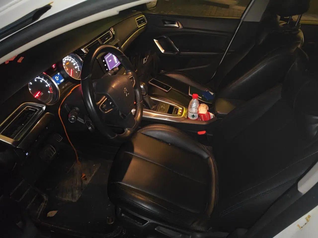 Peugeot 408 2016 1.6T Automatic Luxury Edition — миниатюра 15